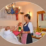 Hotel Wellness Und Romantik Helmboldt 5*