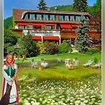 Hotel Wellness Und Romantik Helmboldt 5*