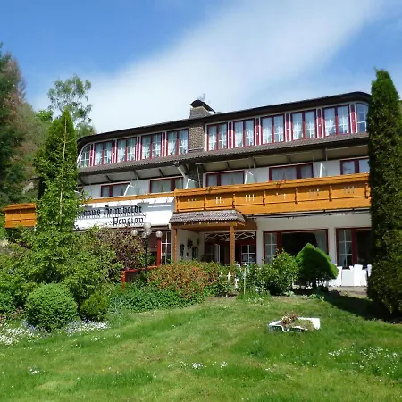 Hotel Wellness Und Romantik Helmboldt 4*