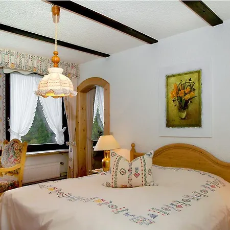 Wellness Und Romantik Helmboldt Hotel 4*