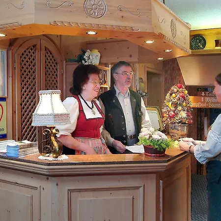 Wellness Und Romantik Helmboldt Hotel