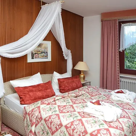 Wellness Und Romantik Helmboldt 4*