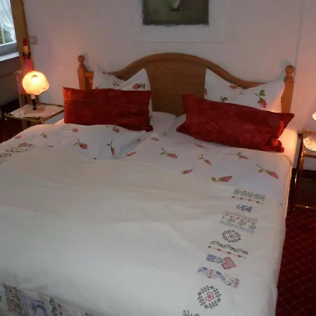 Hotel Wellness Und Romantik Helmboldt 4*